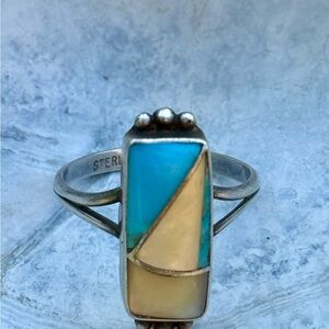 Vintage Sterling Ring Mother Of Pearl and Turquoise Size 6